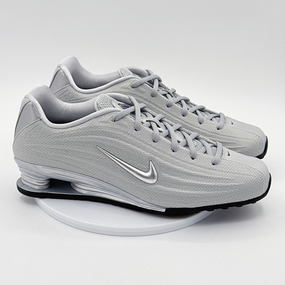 Nike Shox Z Metallic Silver / Size 8‎ Womens / HQ7540-001